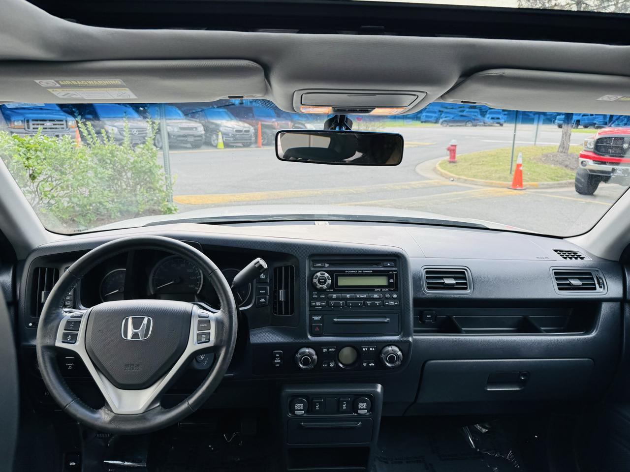 Honda Ridgeline RTL w/ Navigation 2009