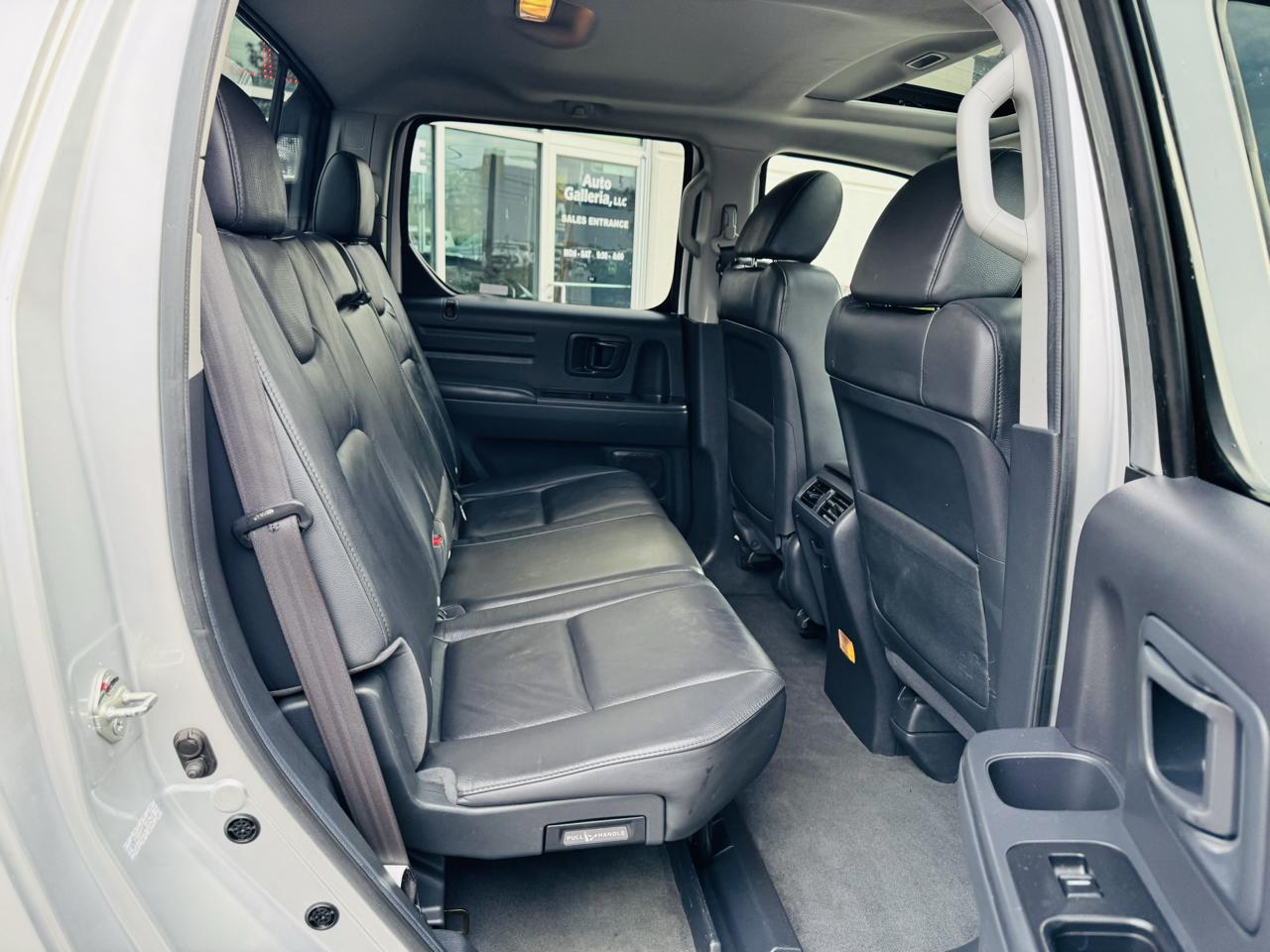 Honda Ridgeline RTL w/ Navigation 2009