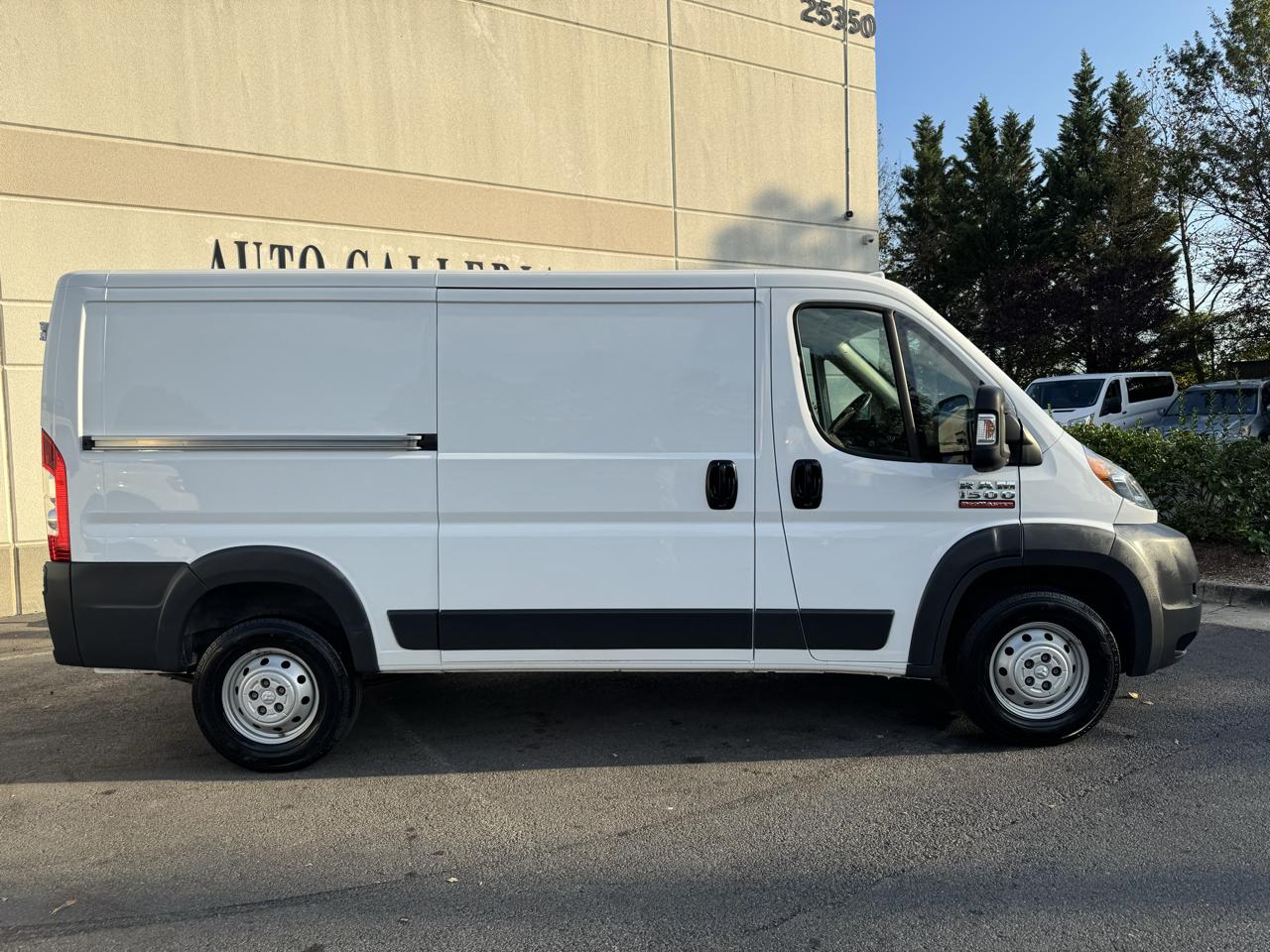 RAM Promaster 1500 Low Roof 136-in. WB 2017