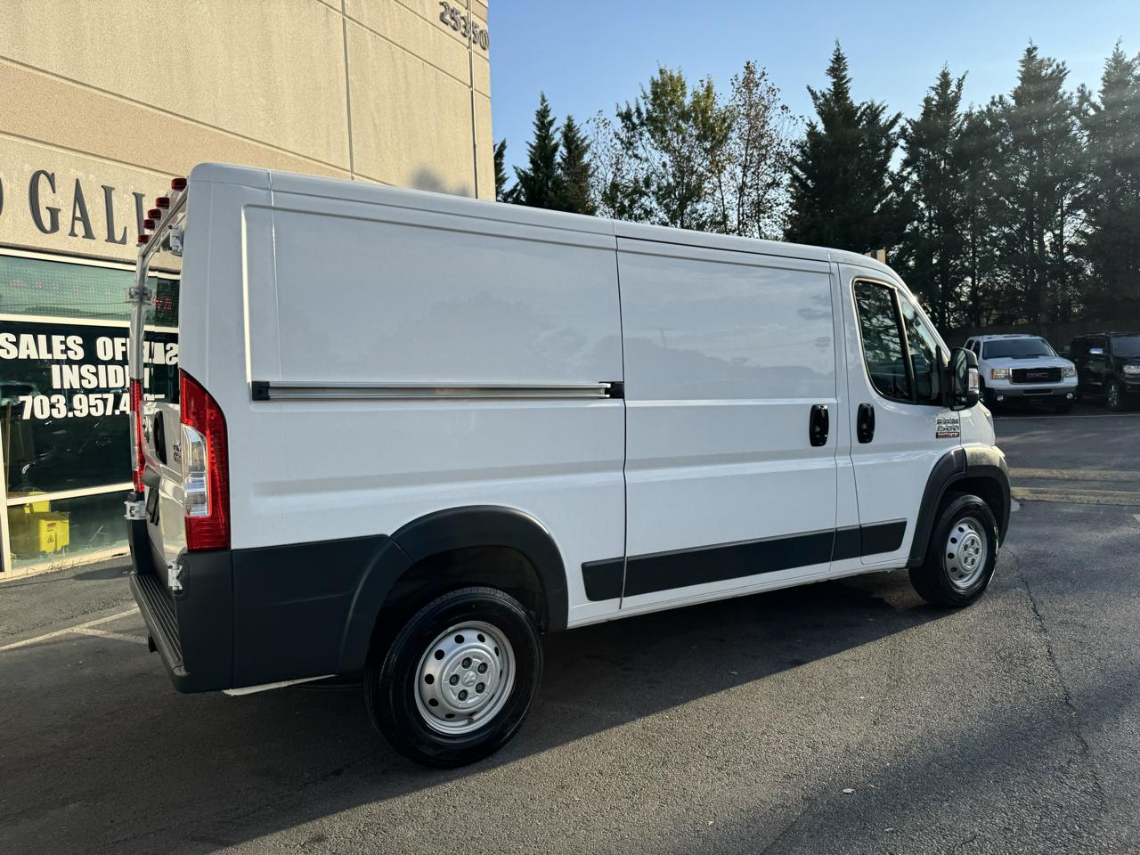 RAM Promaster 1500 Low Roof 136-in. WB 2017
