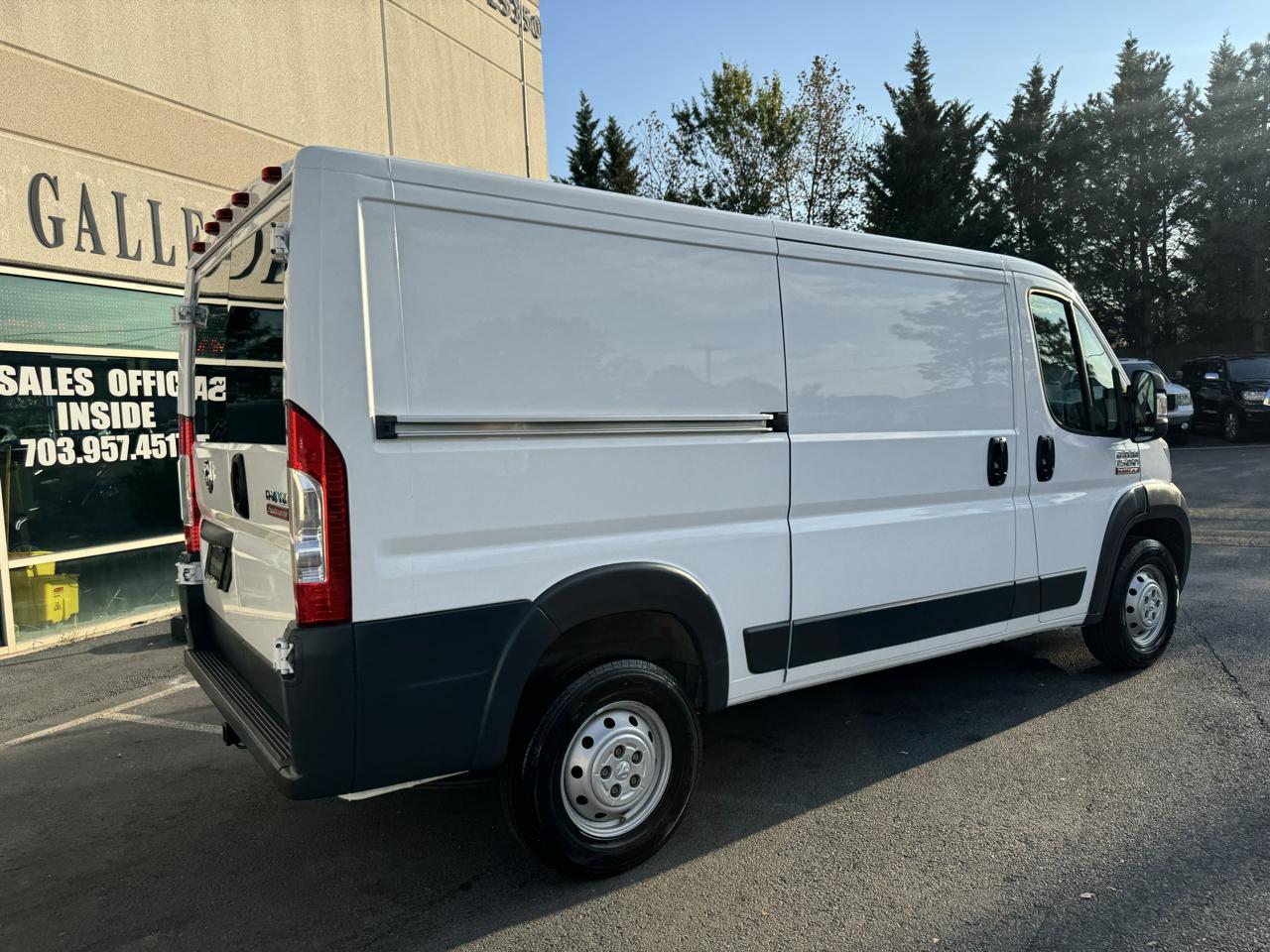 RAM Promaster 1500 Low Roof 136-in. WB 2017