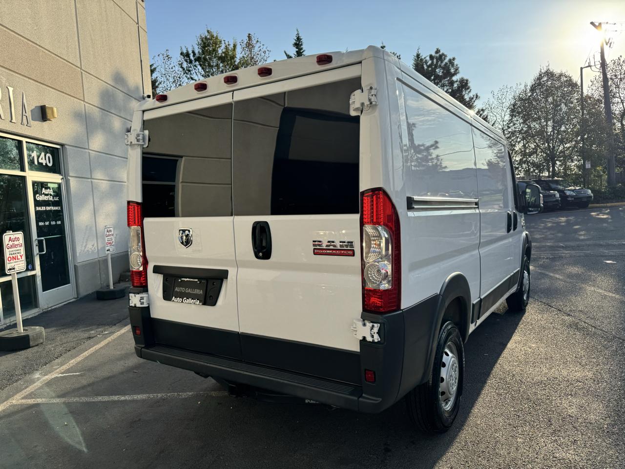 RAM Promaster 1500 Low Roof 136-in. WB 2017