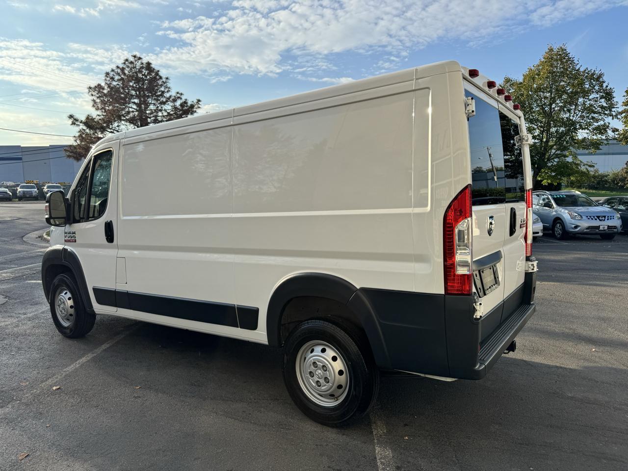 RAM Promaster 1500 Low Roof 136-in. WB 2017