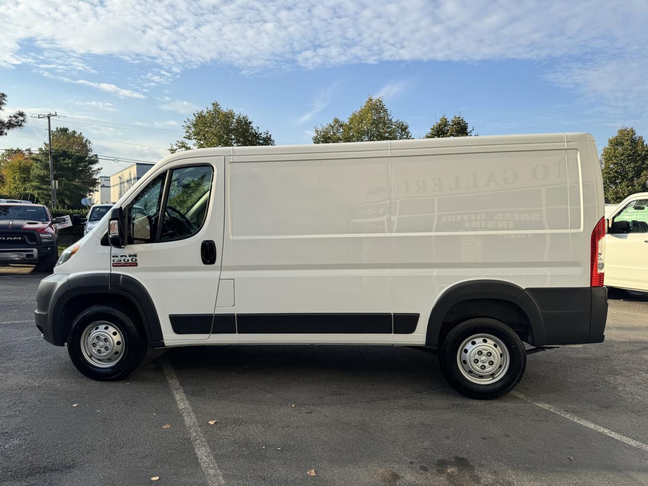 RAM Promaster 1500 Low Roof 136-in. WB 2017