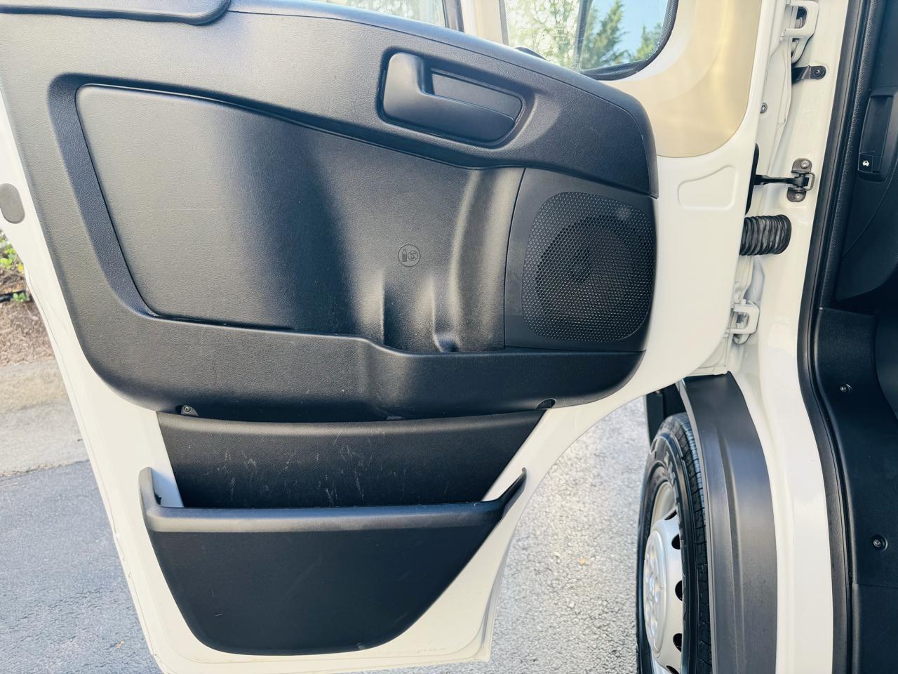 RAM Promaster 1500 Low Roof 136-in. WB 2017