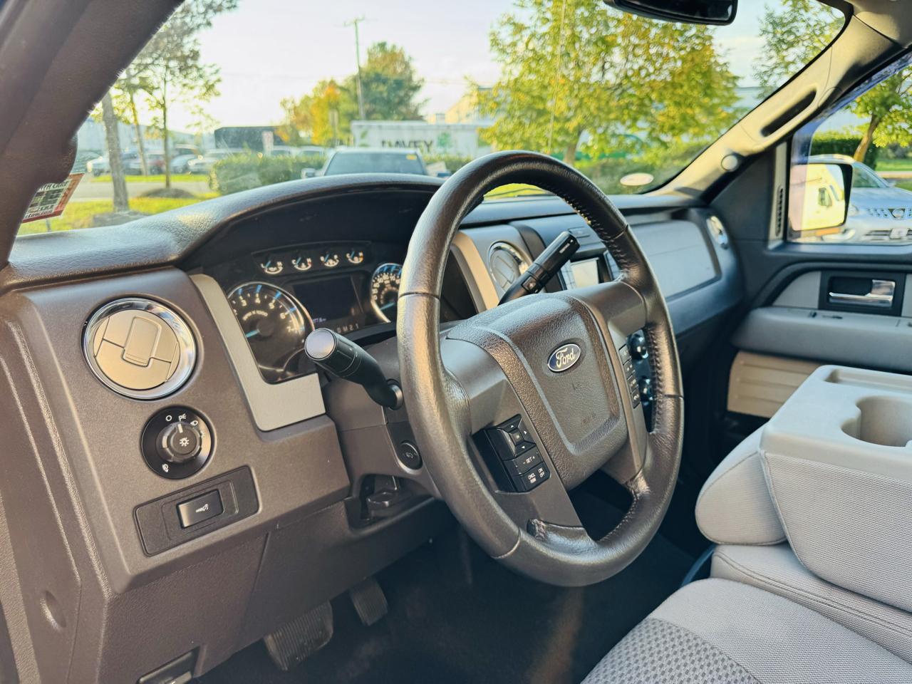 Ford F-150 XLT SuperCab 8-ft. Bed 4WD 2013