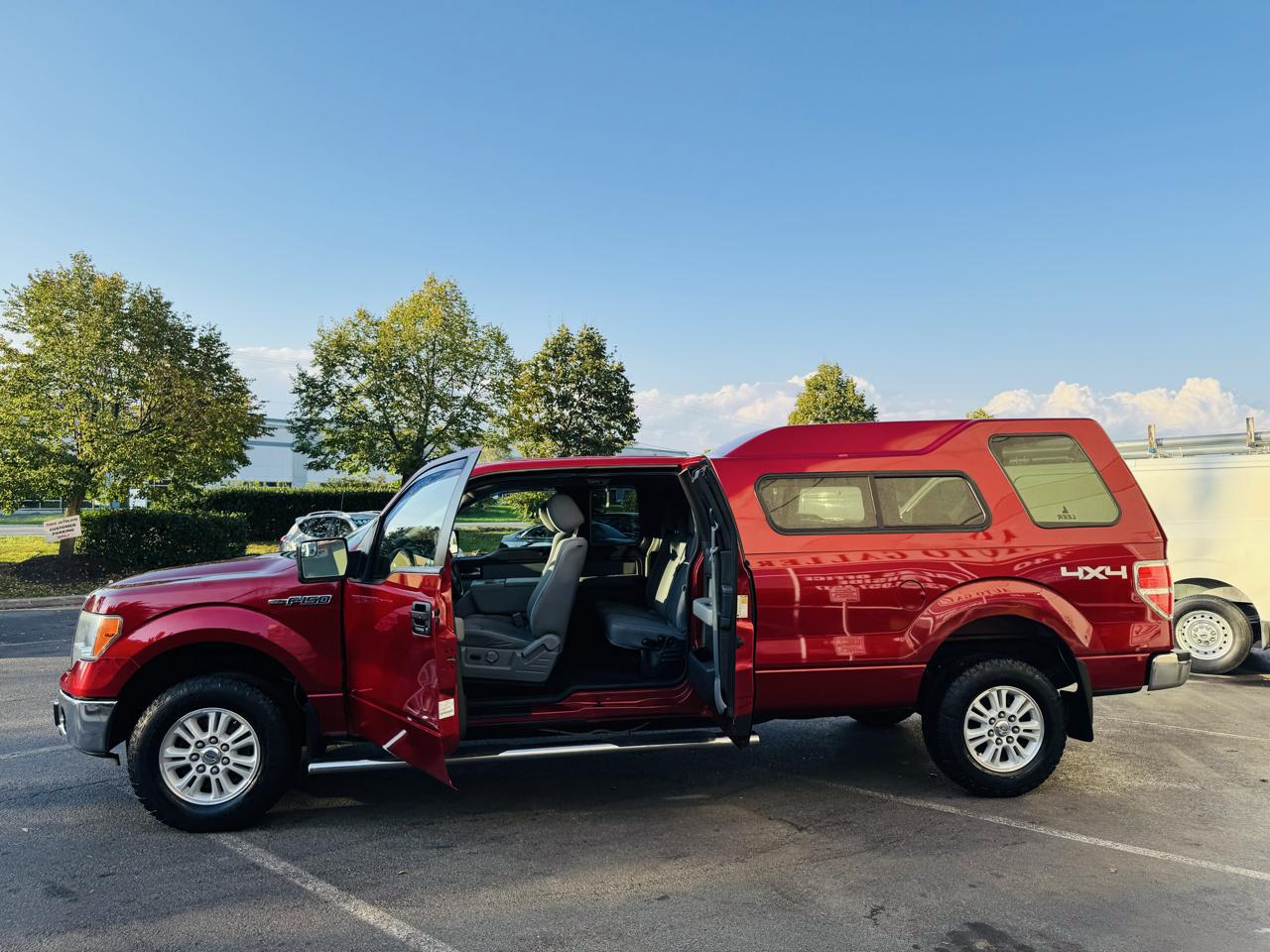 Ford F-150 XLT SuperCab 8-ft. Bed 4WD 2013