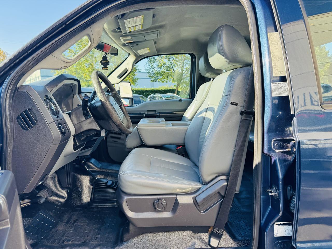 Ford F-350 SD XLT Crew Cab Long Bed 4WD 2014