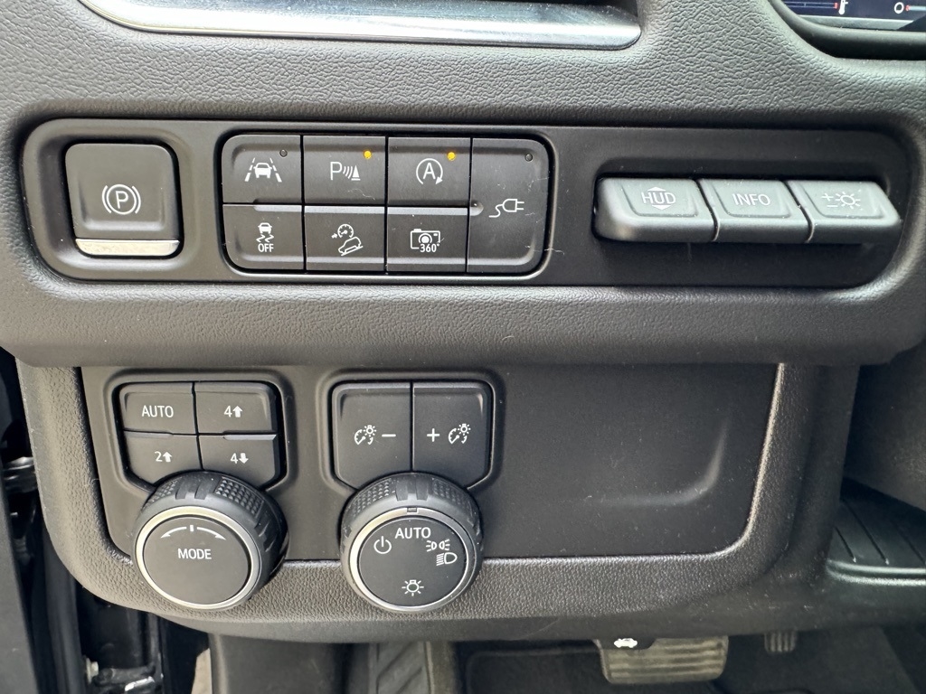 Chevrolet Tahoe  2022