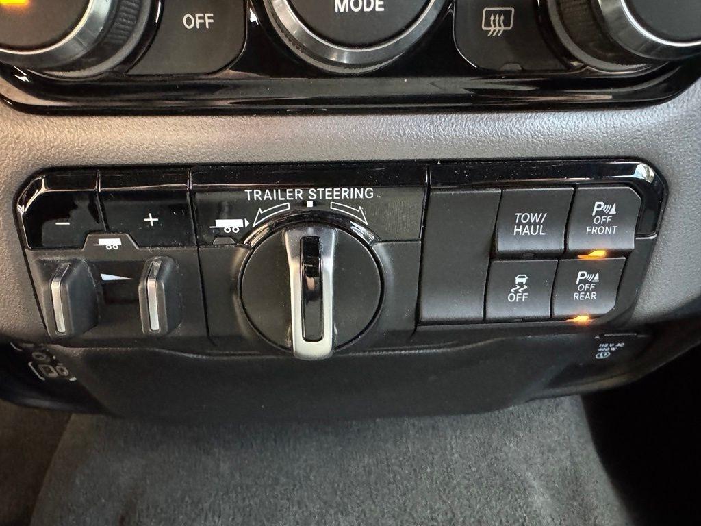 RAM 1500  2023