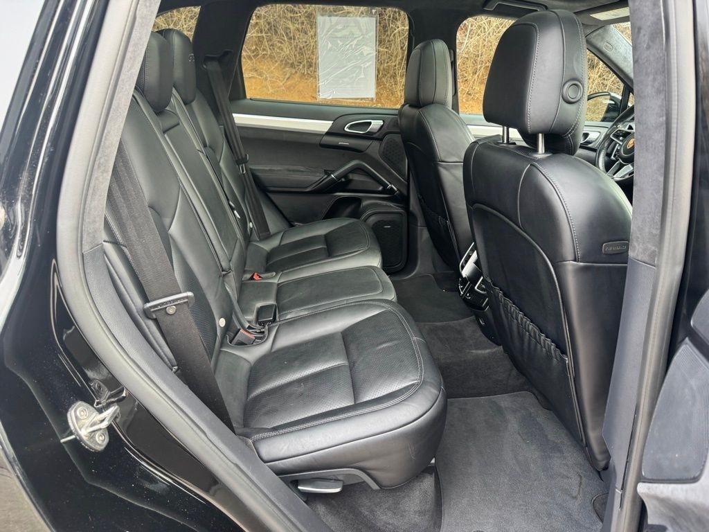 Porsche Cayenne  2018