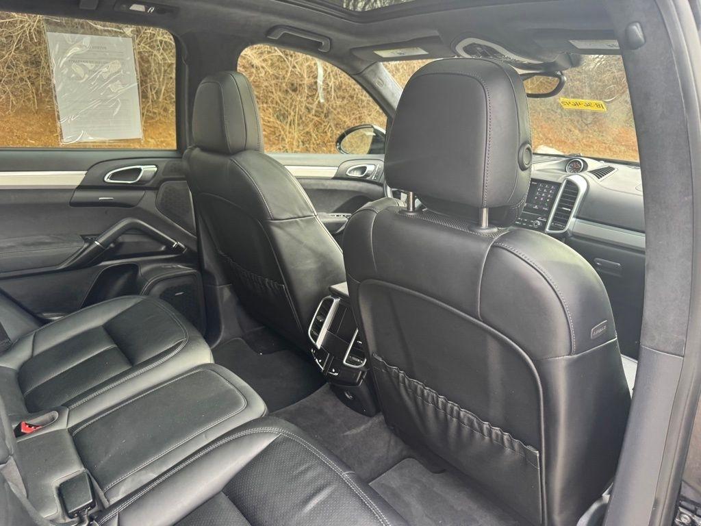 Porsche Cayenne  2018