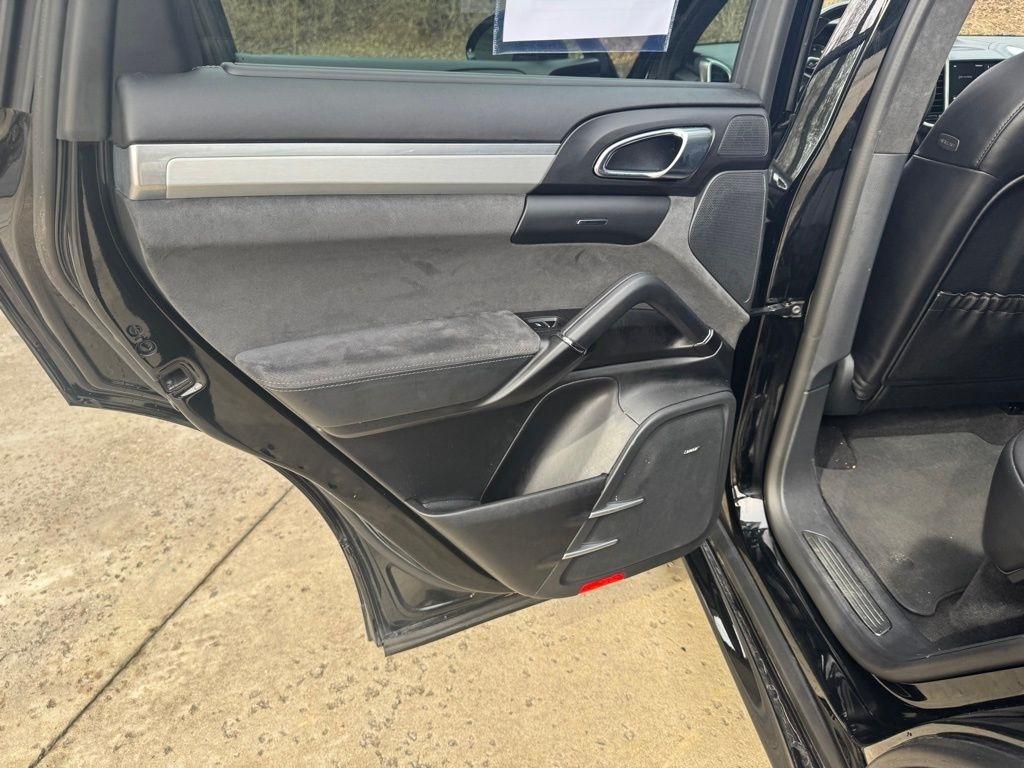 Porsche Cayenne  2018