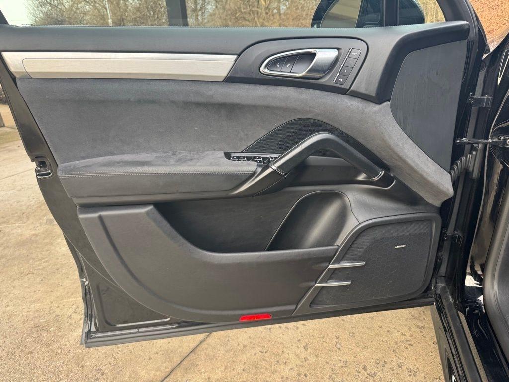 Porsche Cayenne  2018