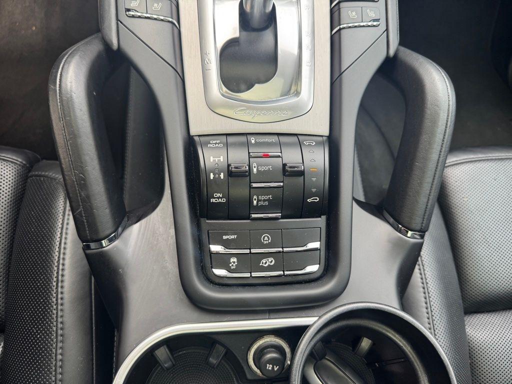 Porsche Cayenne  2018