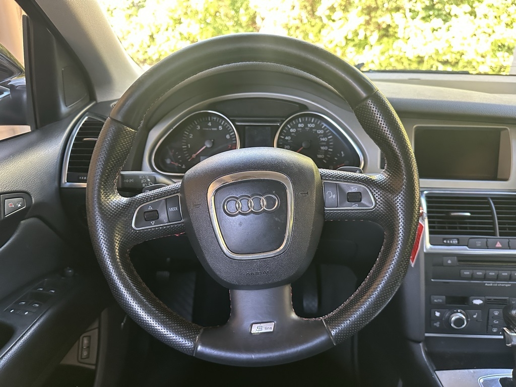 Audi Q7  2009 Audi Q7  2009