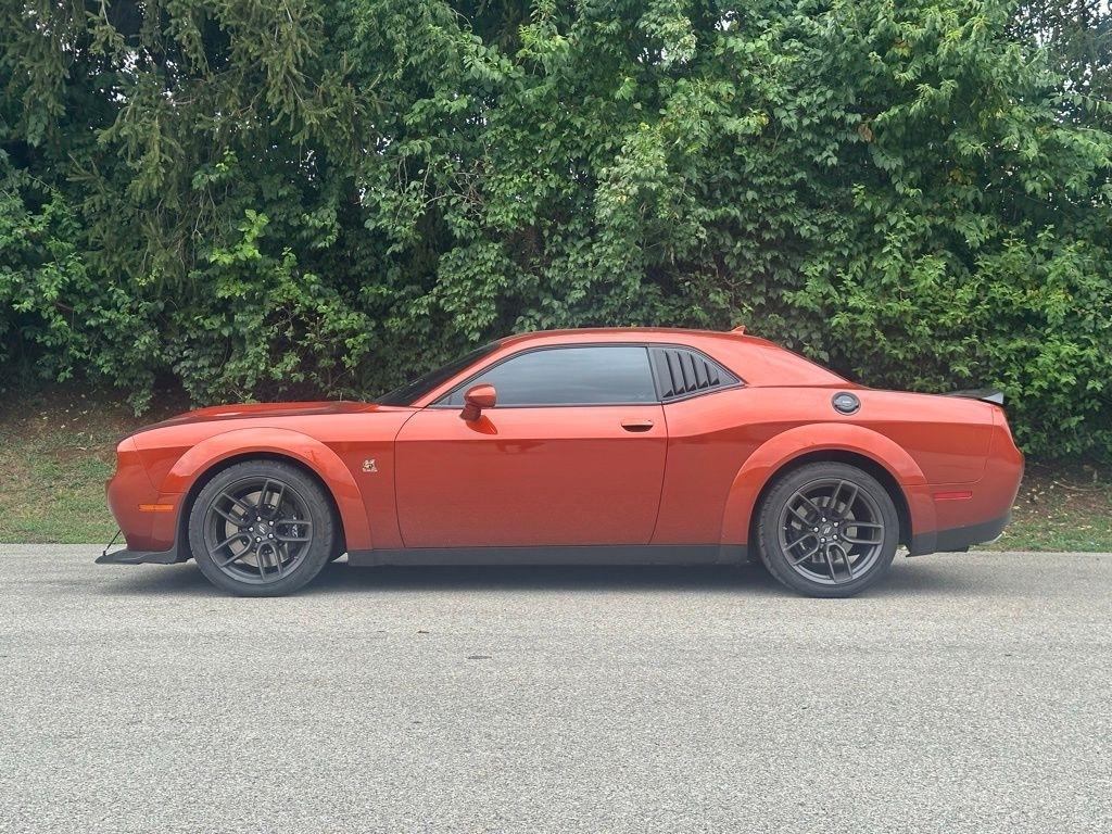 Dodge Challenger  2021