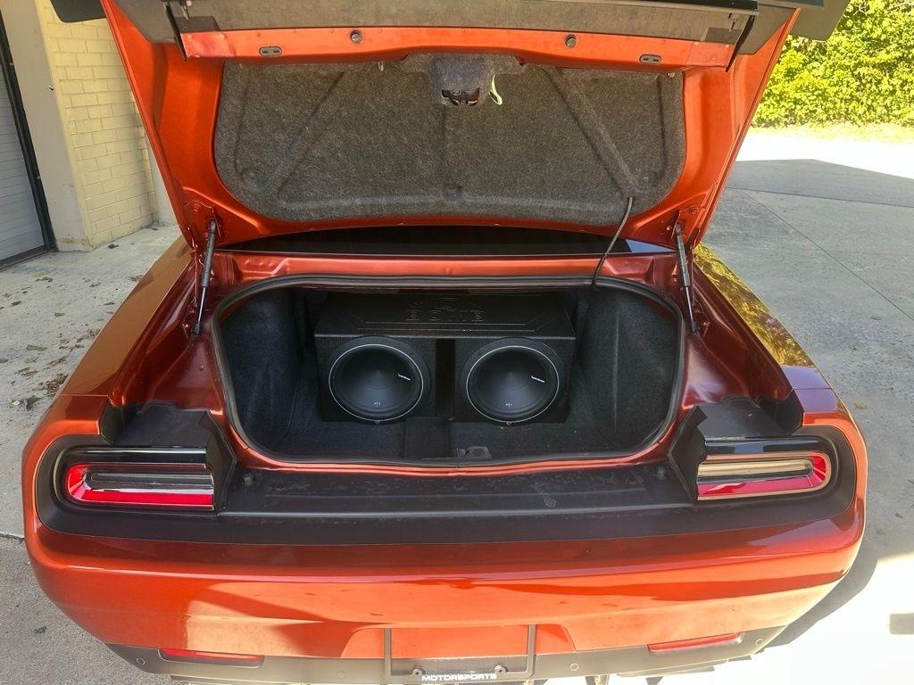 Dodge Challenger  2021