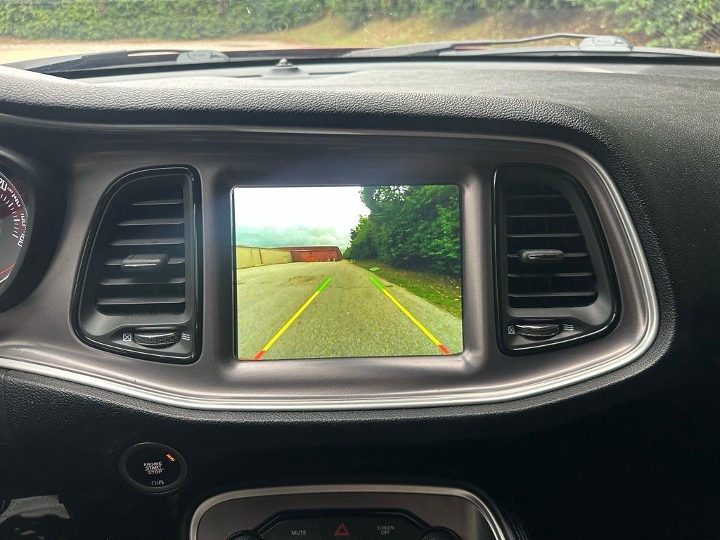 Dodge Challenger  2021