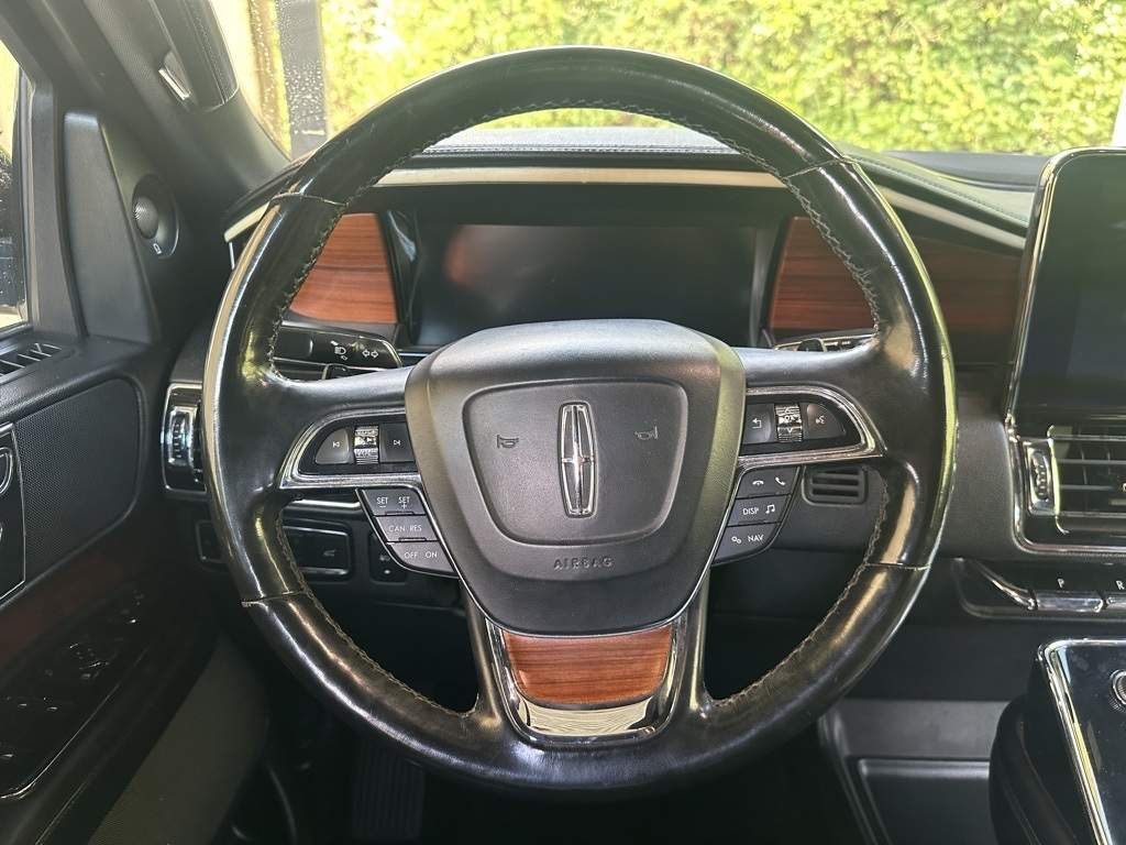 2018 Lincoln Navigator Select photo 10