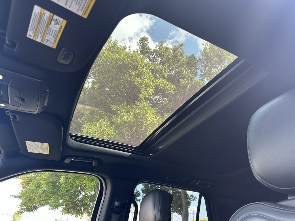 2018 Lincoln Navigator Select photo 16