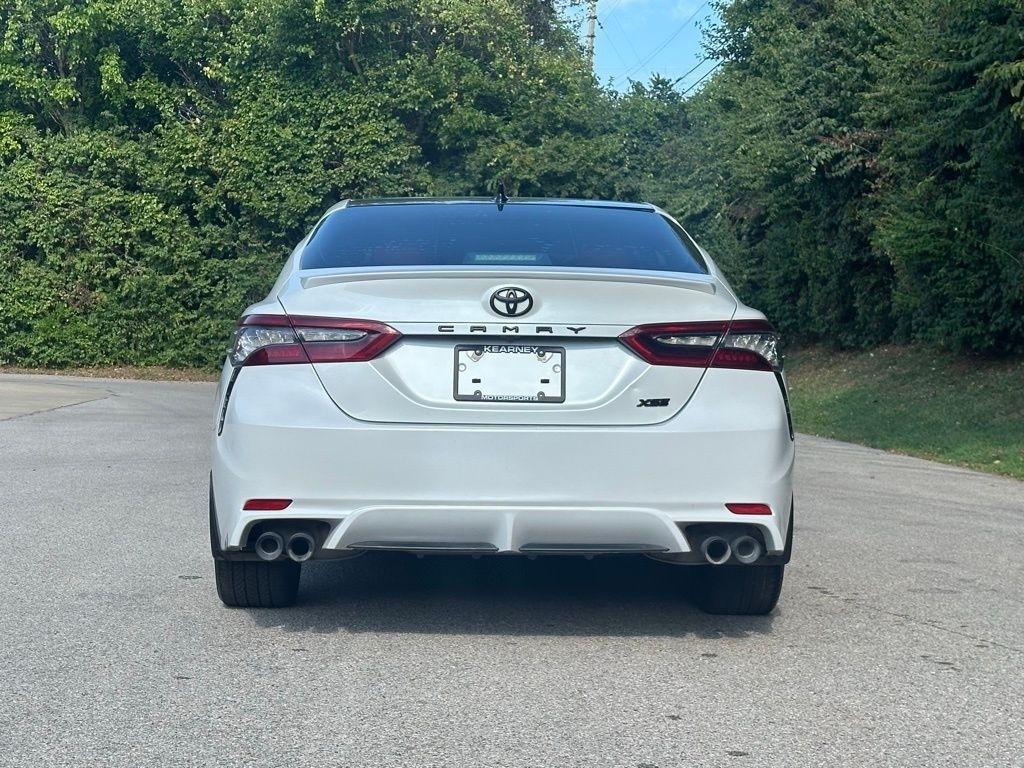 Toyota Camry  2022