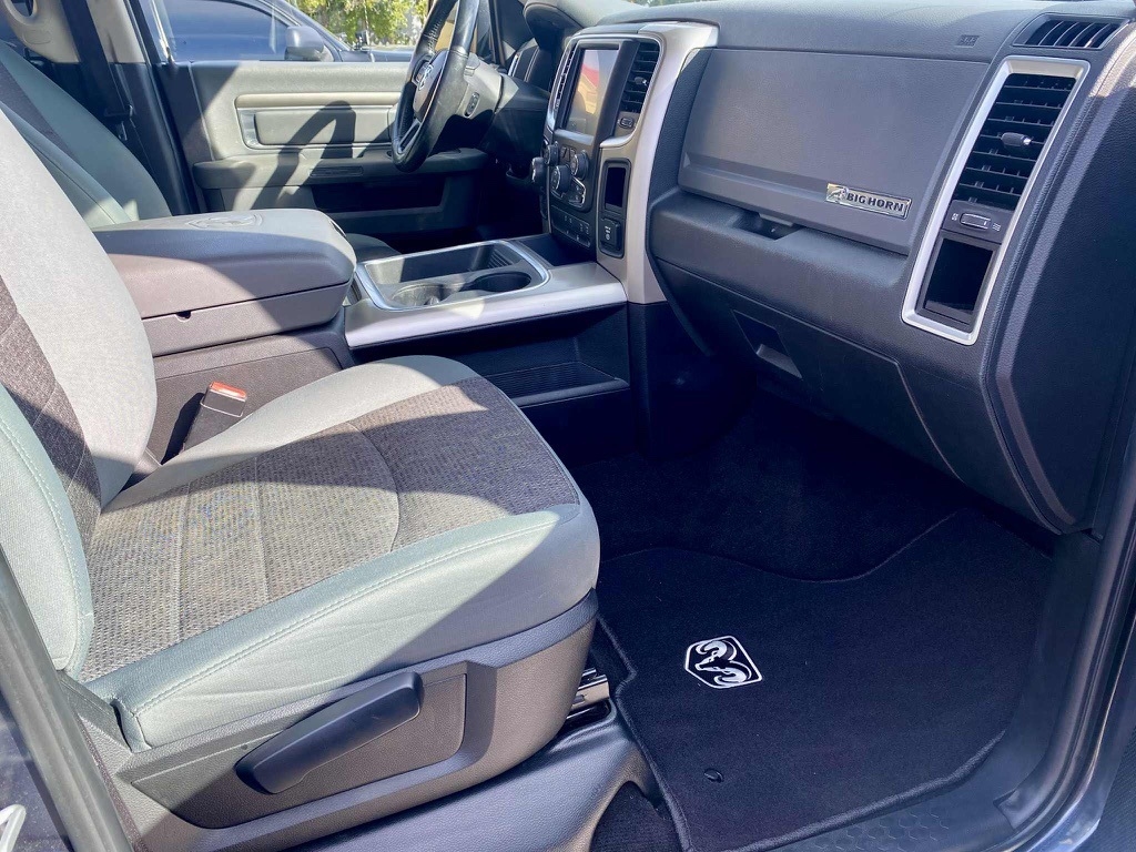 2017 Ram 1500 Big Horn photo 2