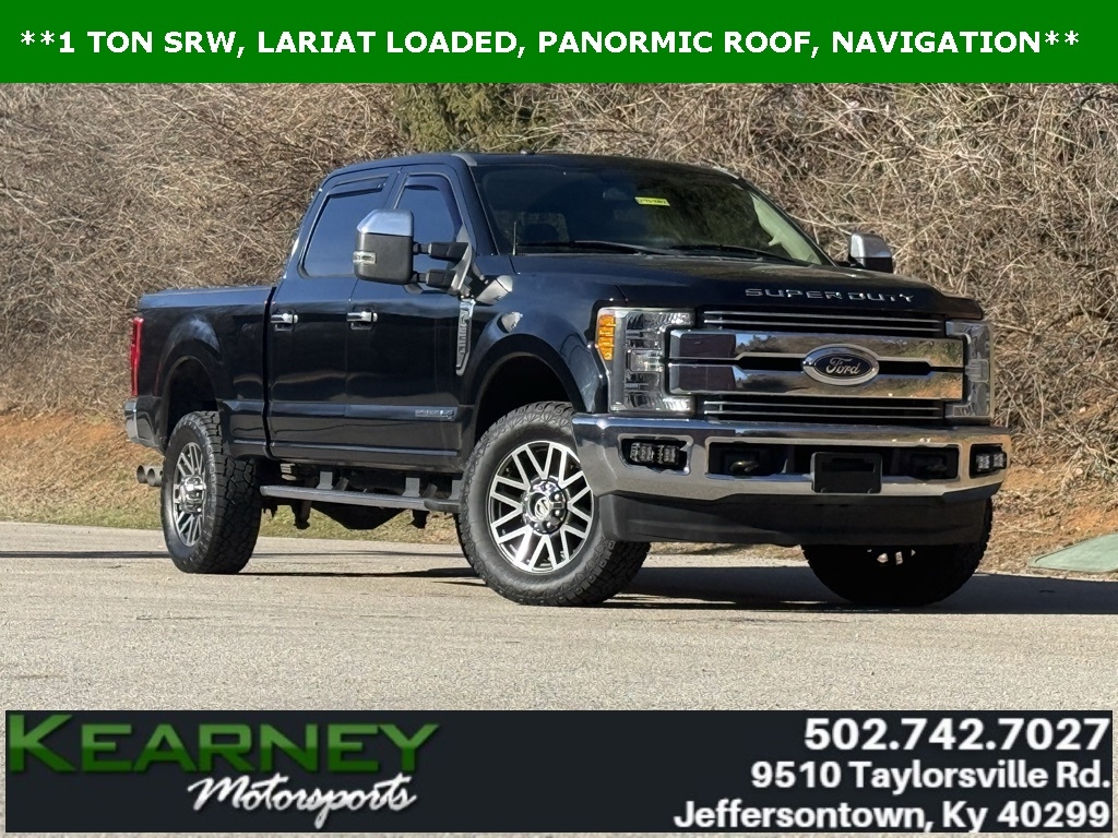 2017 Ford Super Duty F-350 SRW Lariat