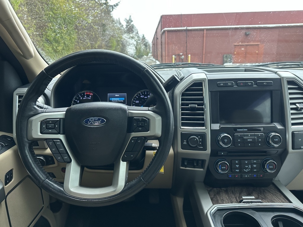 Ford Super Duty F-350 SRW  2017