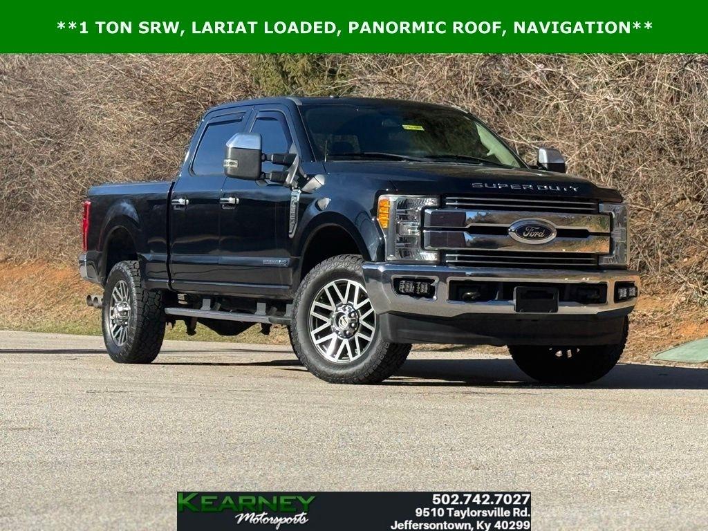 2017 Ford Super Duty F-350 SRW Lariat
