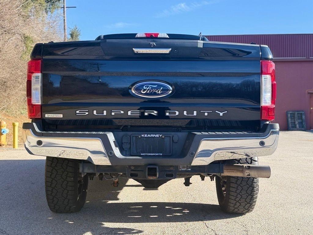 Ford Super Duty F-350 SRW  2017