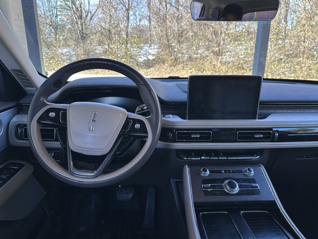 Lincoln Aviator  2020