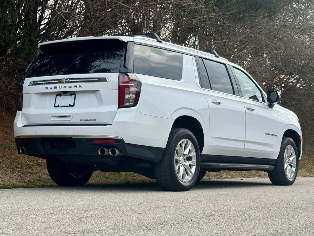 Chevrolet Suburban  2023
