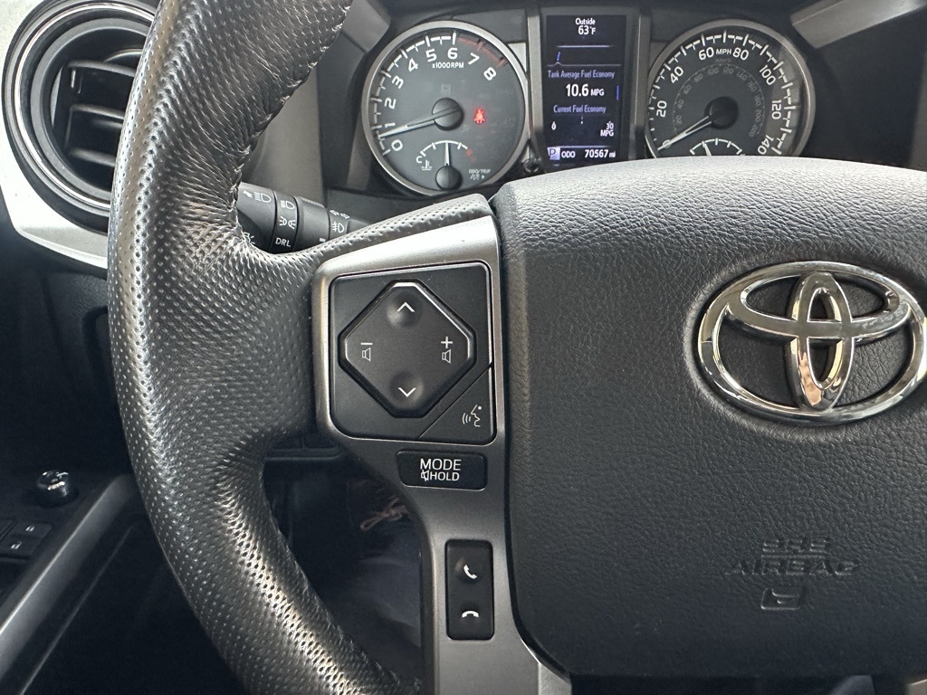 Toyota Tacoma  2018