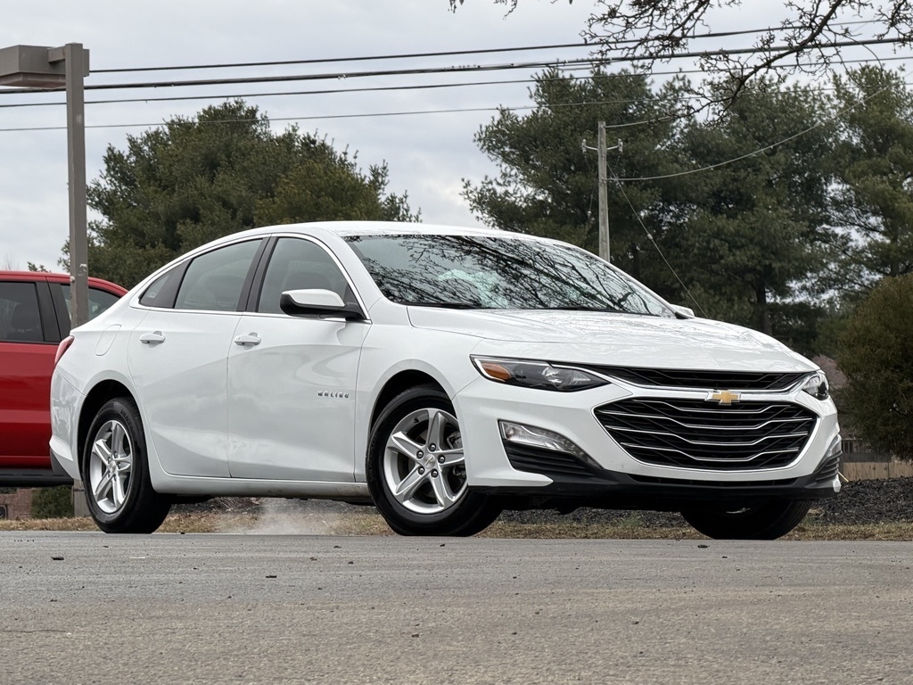 2024 Chevrolet Malibu LT with 1LT FWD
