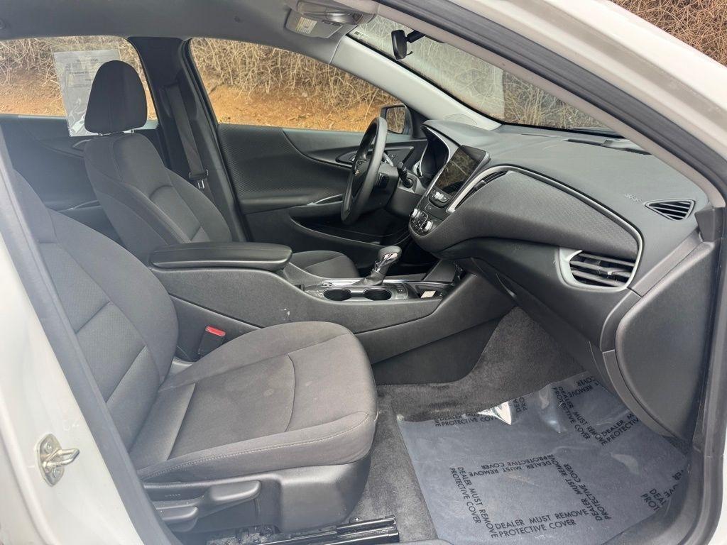 Chevrolet Malibu  2024