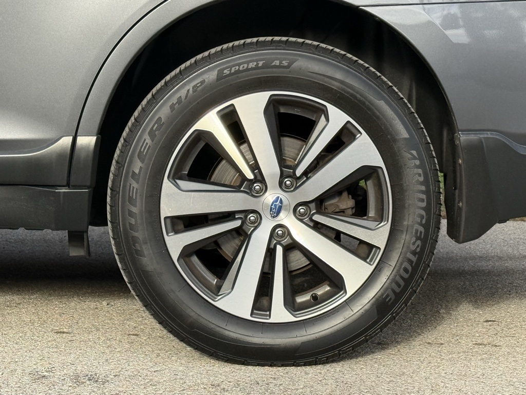 Subaru Outback  2018