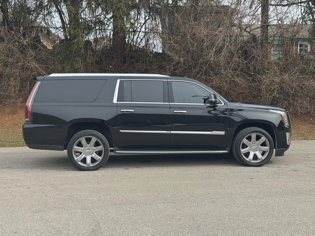 Cadillac Escalade ESV  2018