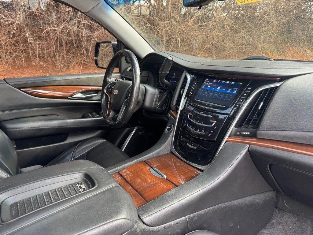 Cadillac Escalade ESV  2018