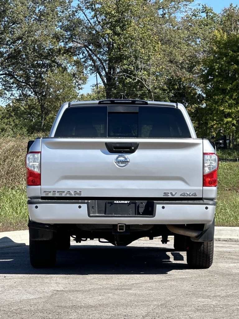 Nissan Titan  2018