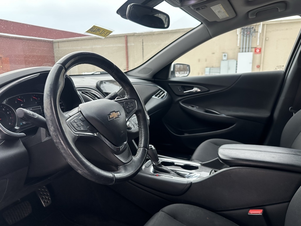 Chevrolet Malibu  2017