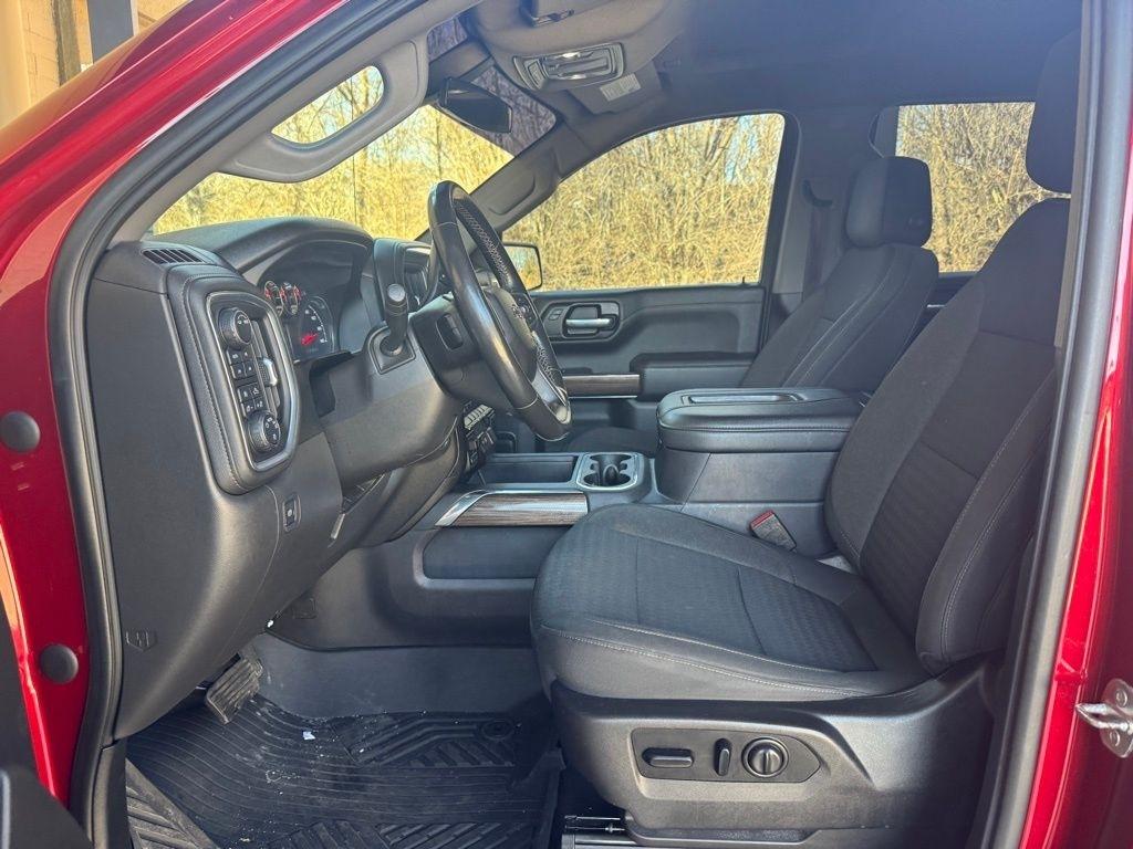 Chevrolet Silverado 1500  2021