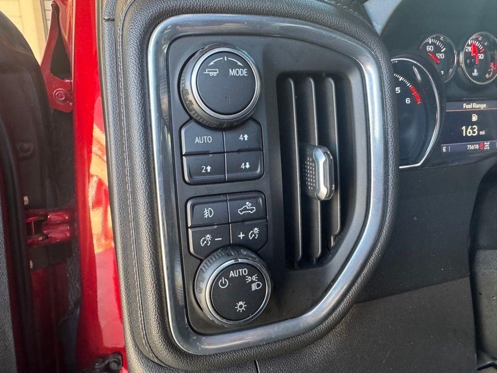 Chevrolet Silverado 1500  2021