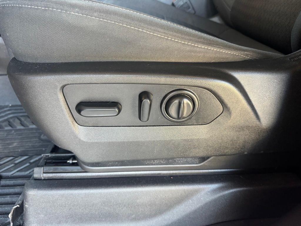 Chevrolet Silverado 1500  2021