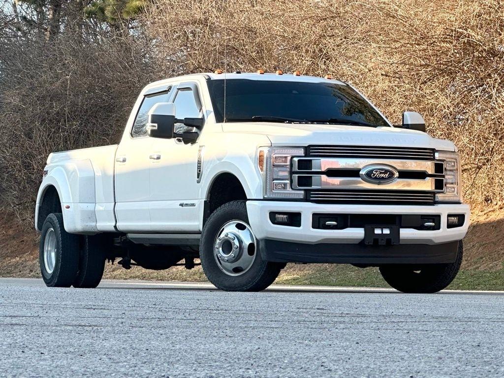 2018 Ford Super Duty F-350 DRW Limited