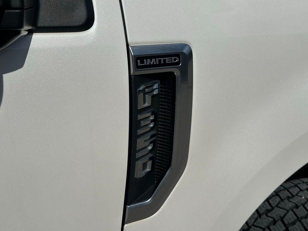 Ford Super Duty F-350 DRW  2018