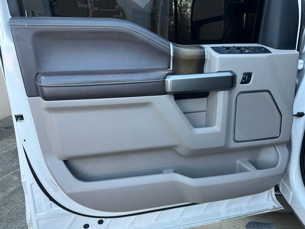 Ford Super Duty F-350 DRW  2018