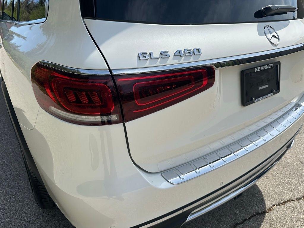 Mercedes-Benz GLS  2022