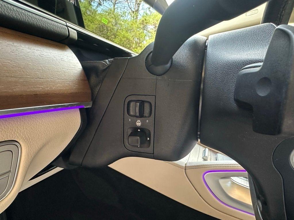 Mercedes-Benz GLS  2022