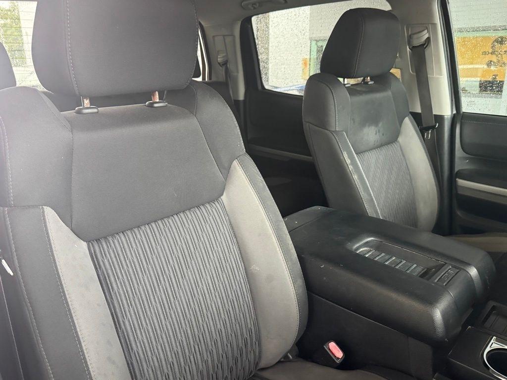 Toyota Tundra 4WD  2017